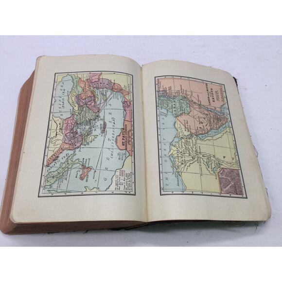 Antique Bible English Old and New Self Pronouncing Edition KJ version - Picture 8 of 9